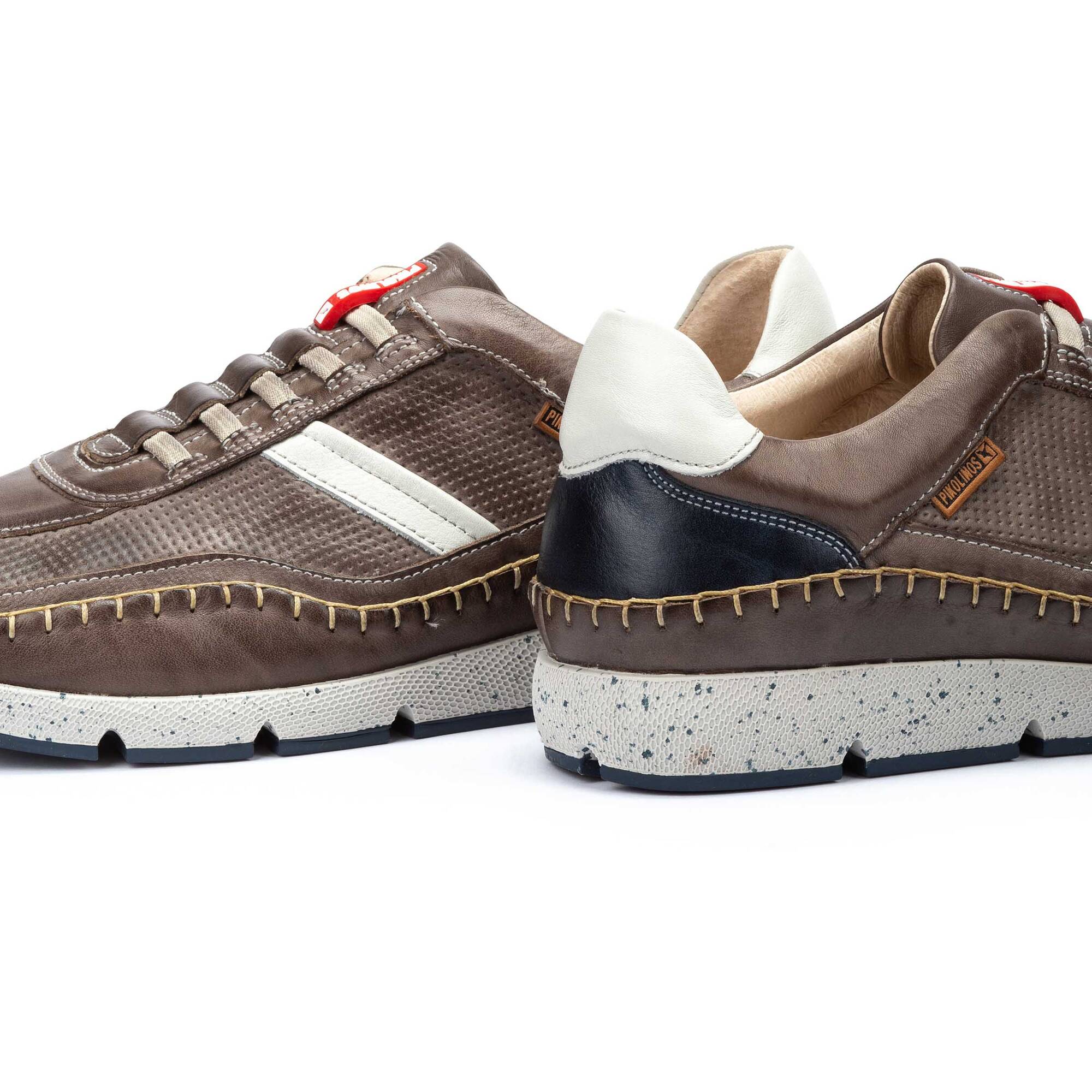 Buty sportowe męskie z gumką - CIEMNOSZARE