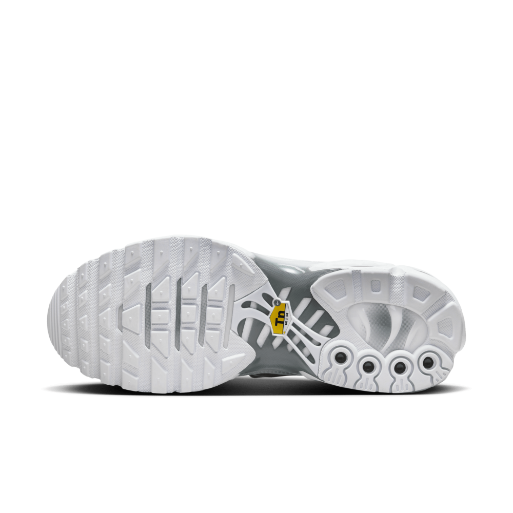Nike Air Max Wmns Plus FV0952-100 / weiss
