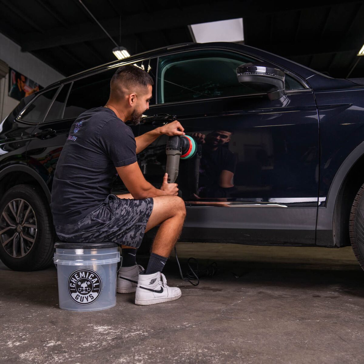 Chemical Guys 4,5-Gallonen-Wascheimer Ultra Clear mit Logo