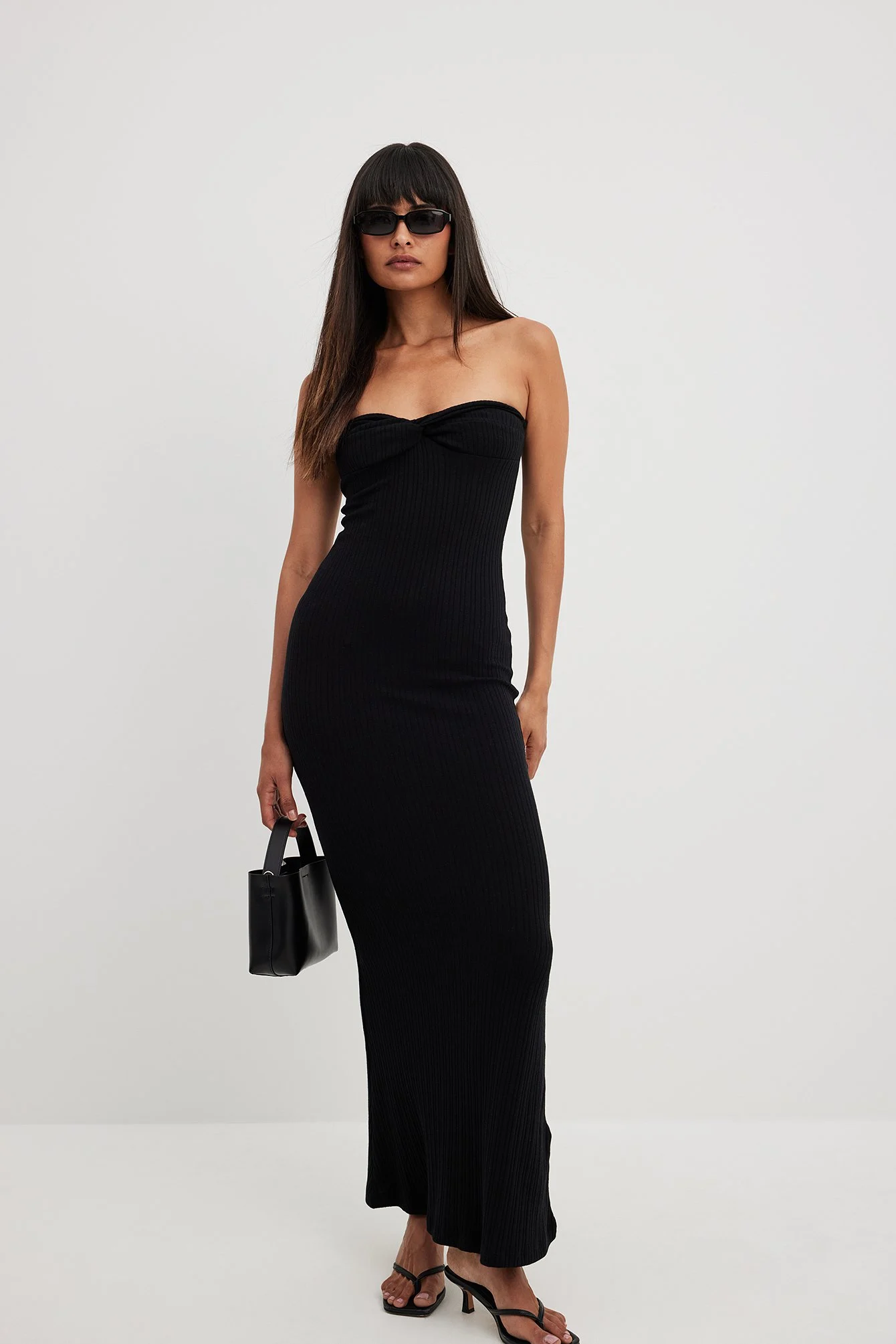 Maxi-Röhrenkleid mit Drehung vorne