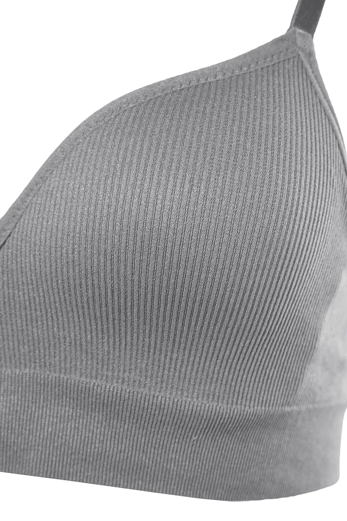 Trendyol Collection  Grauer nahtloser/nahtloser Bralette-Strick-BH mit überzogenen Seilträgern THMAW22SU0043