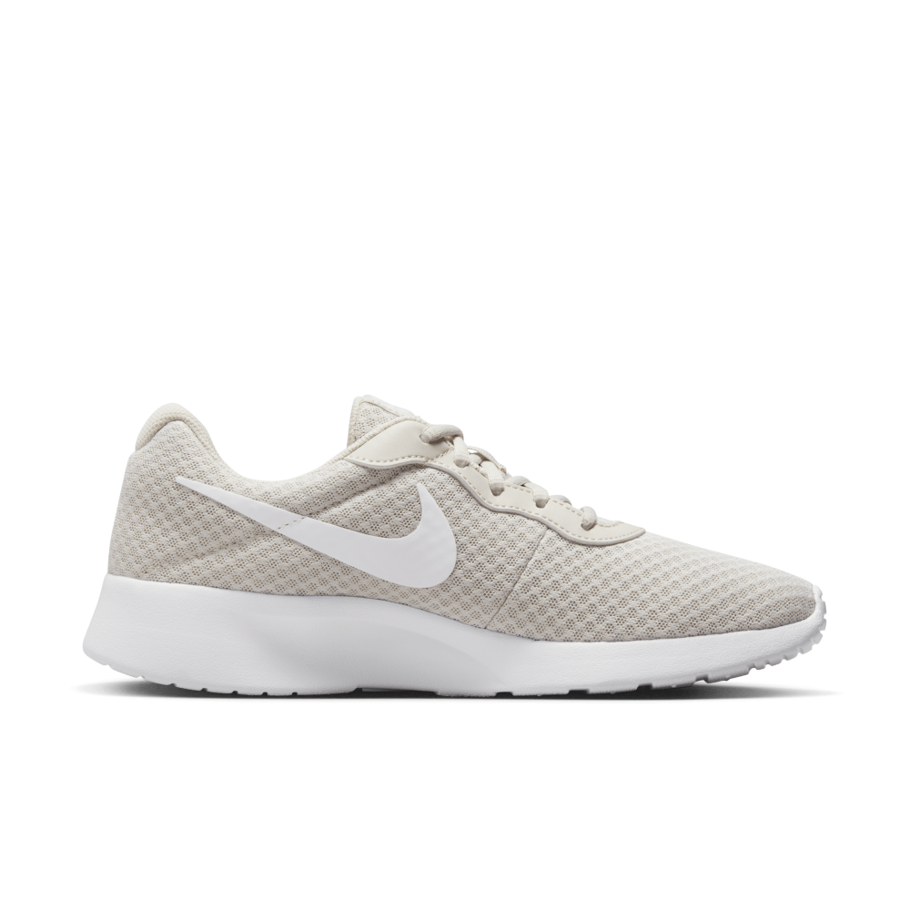 Nike Tanjun DJ6257-106 / braun