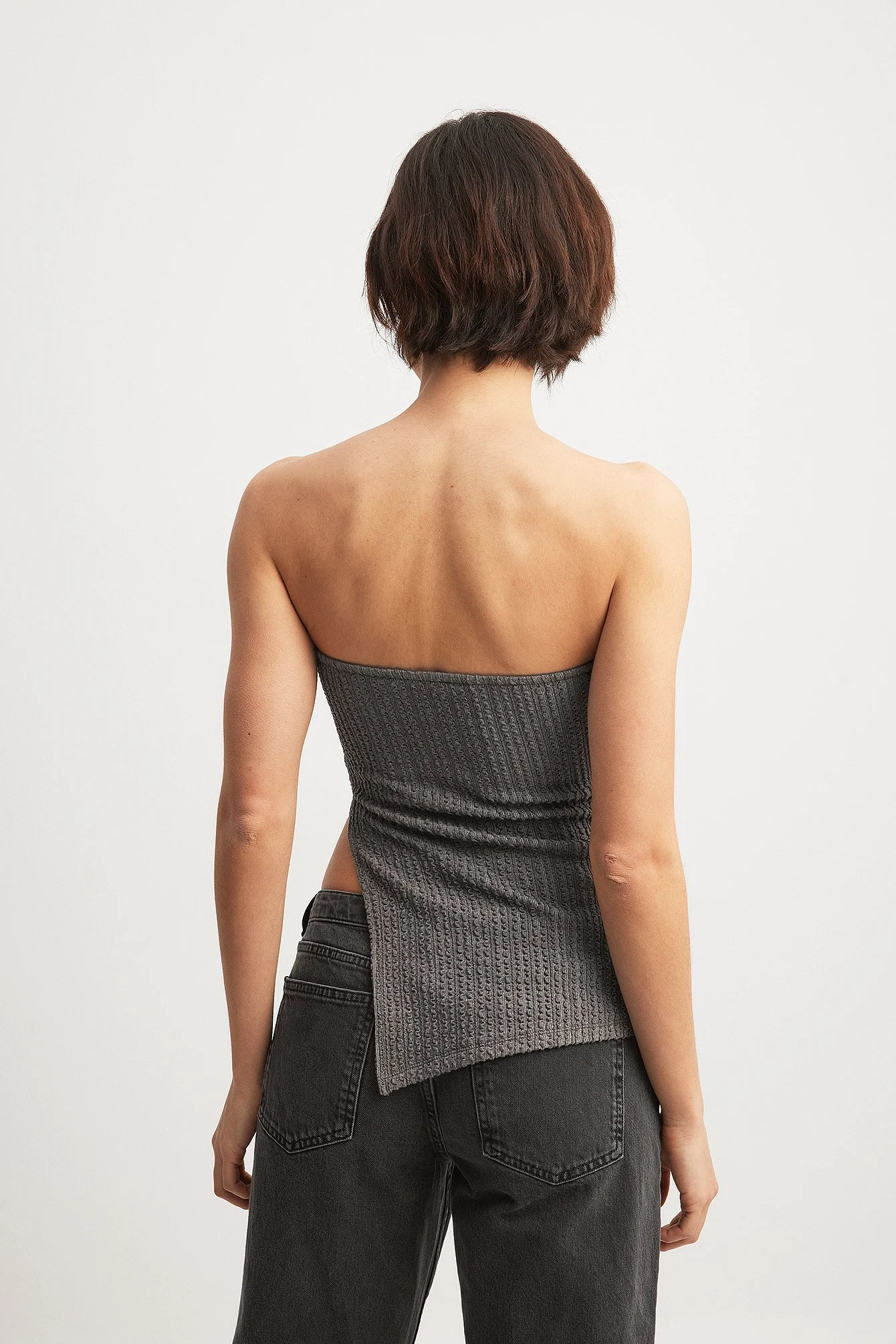 Strukturiertes Tube-Top mit Seitenschlitz