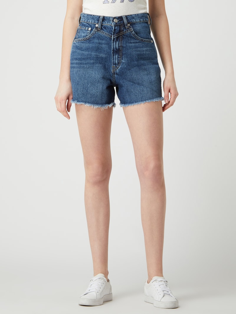 High Waist Jeansshorts mit ausgefranstem Saum in jeans