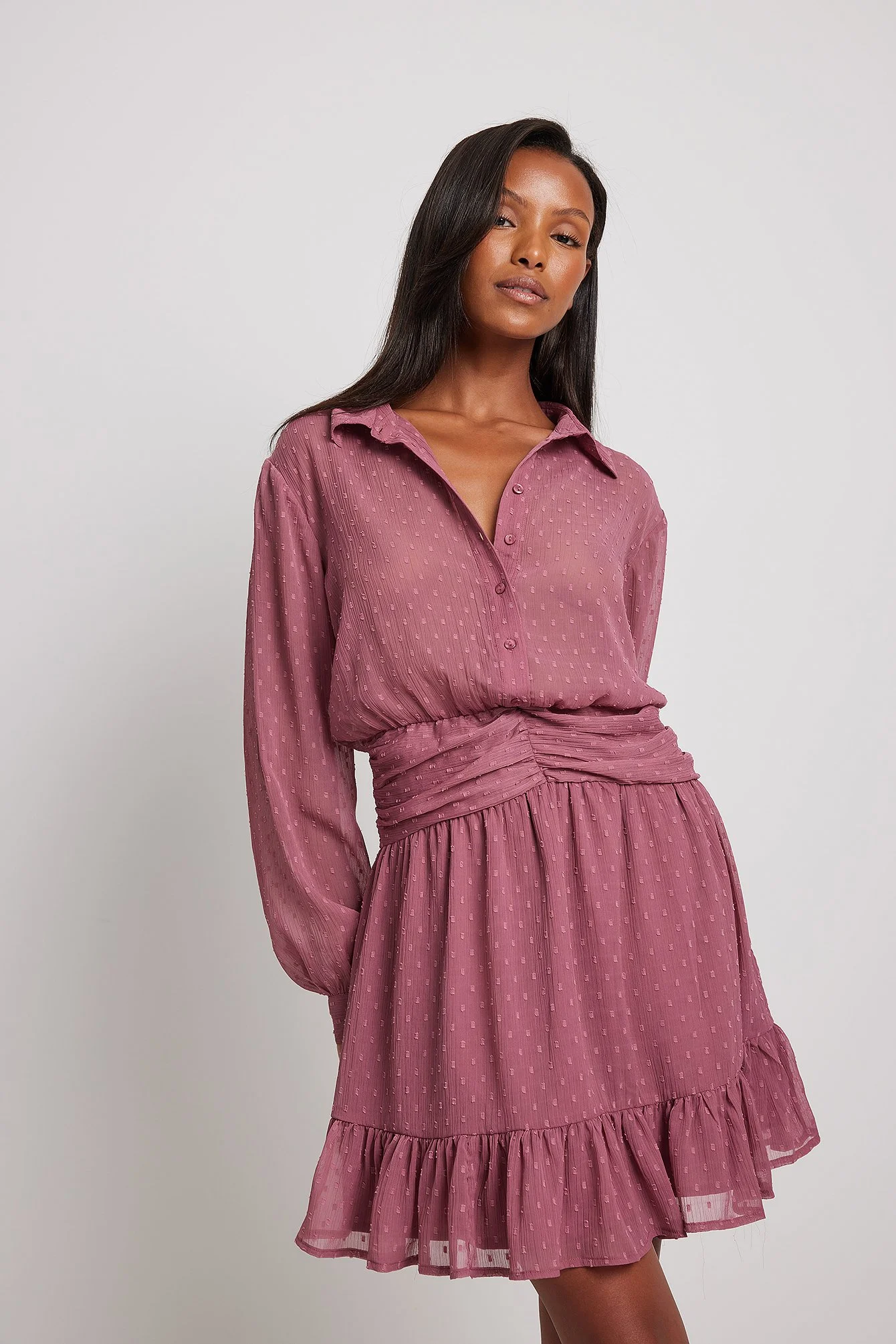Mini-Kleid mit Dobby-Taillen-Detail