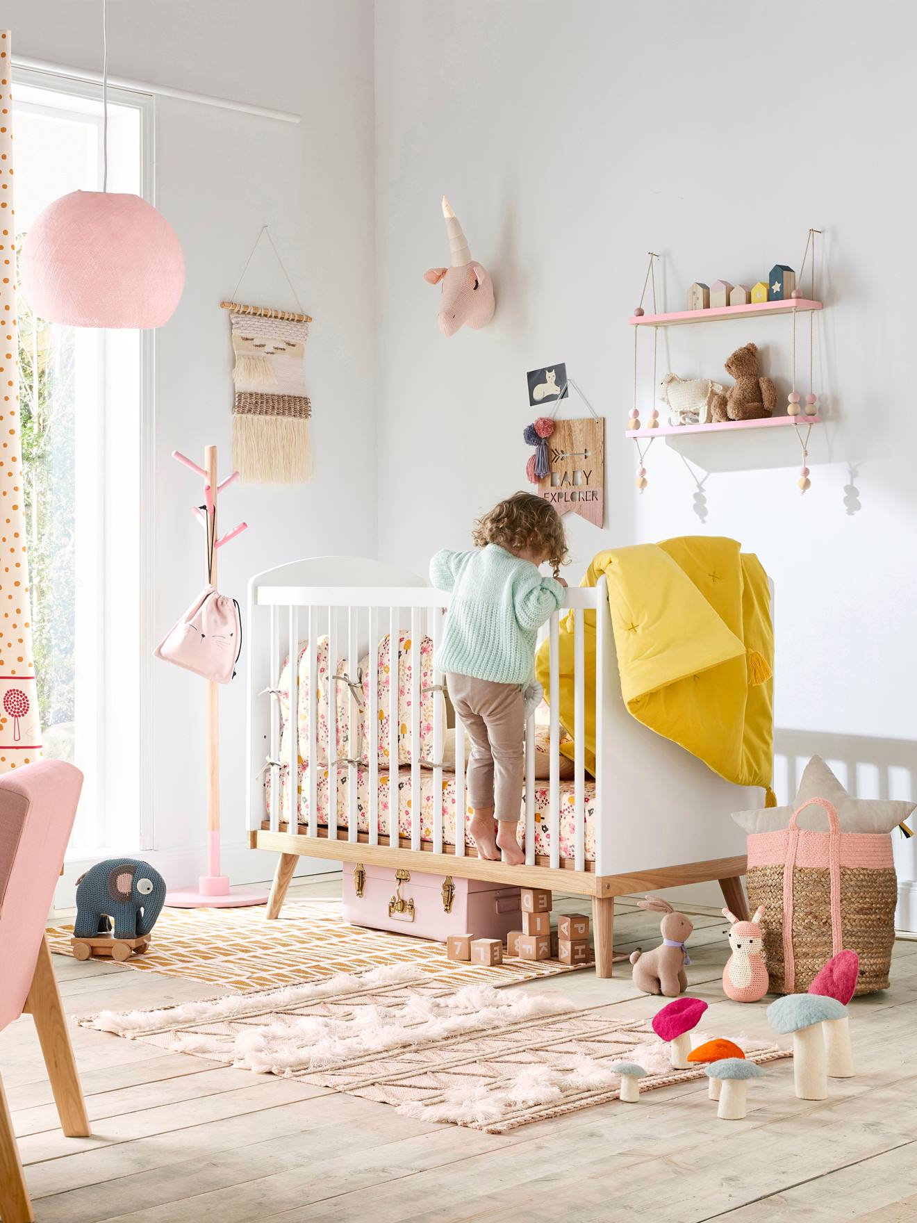 Vertbaudet Babybett KONFETTI mit höhenverstellbarem Lattenrost - weiß/natur