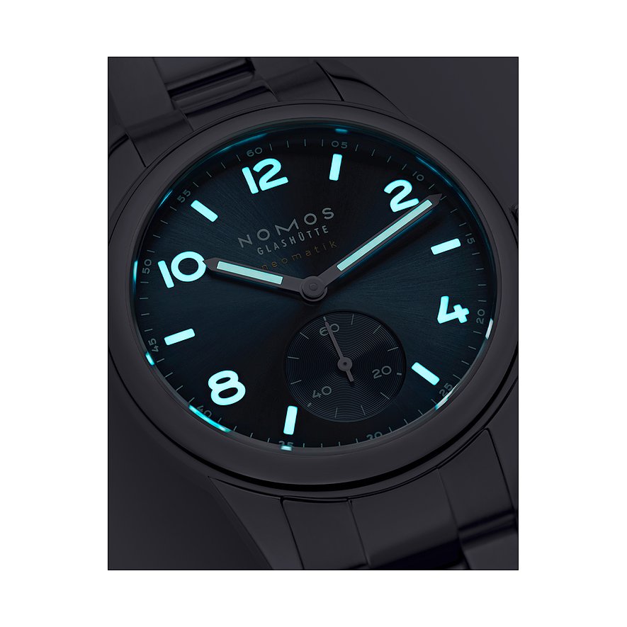 Nomos Glashütte Unisexuhr Club Sport neomatik