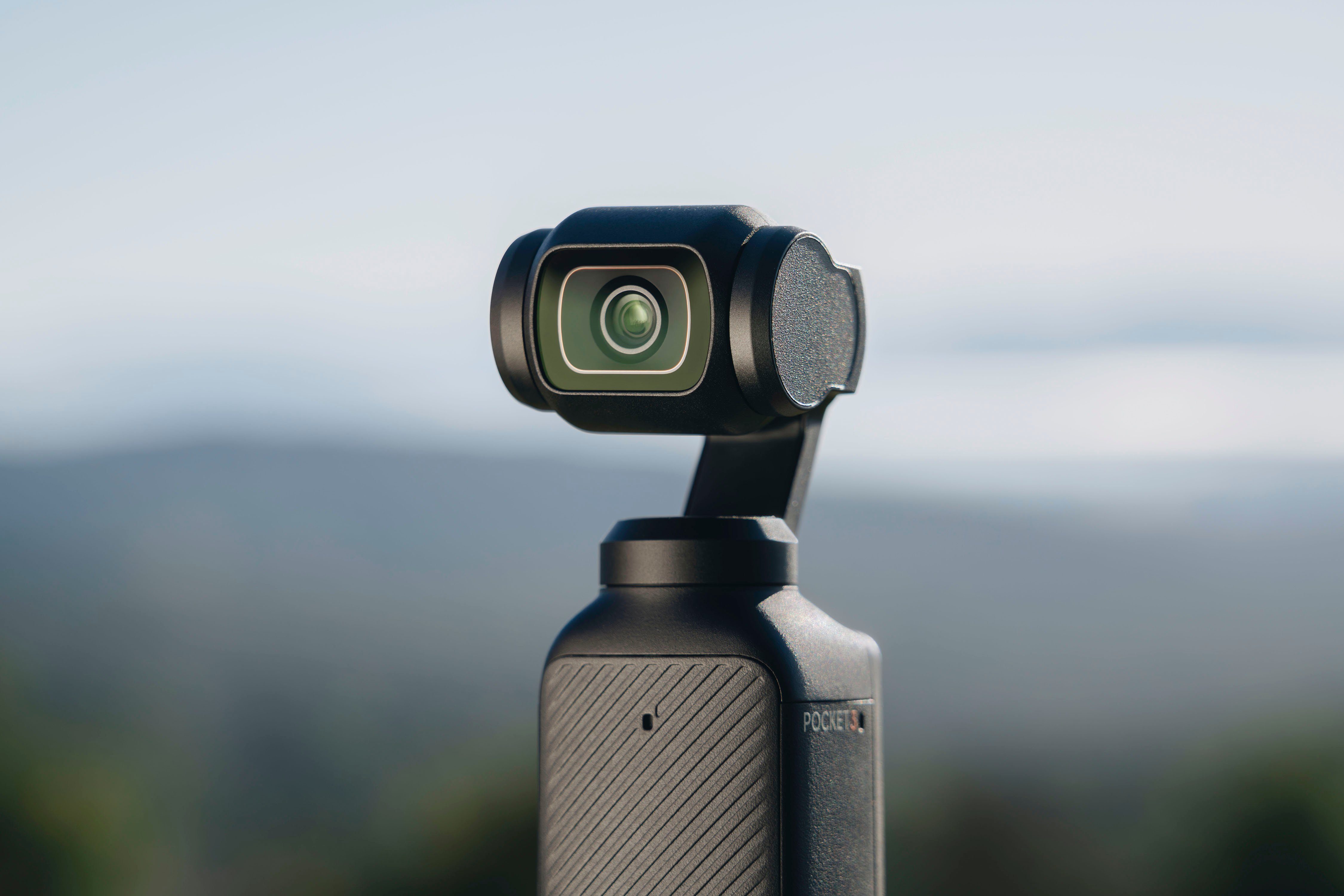 DJI Osmo Pocket 3 Camcorder (4K Ultra HD, Bluetooth)