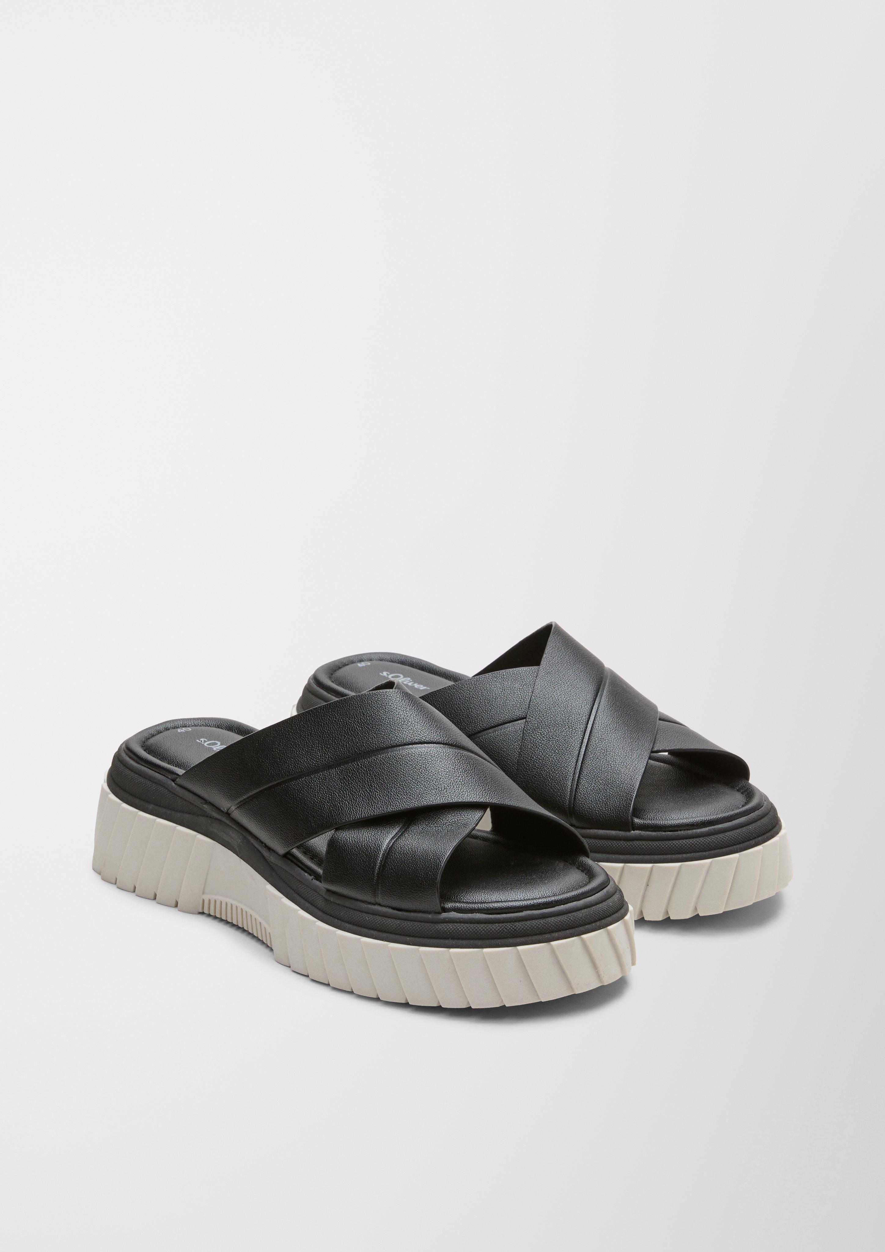 Pantoletten in Leder-Optik  6007718-001