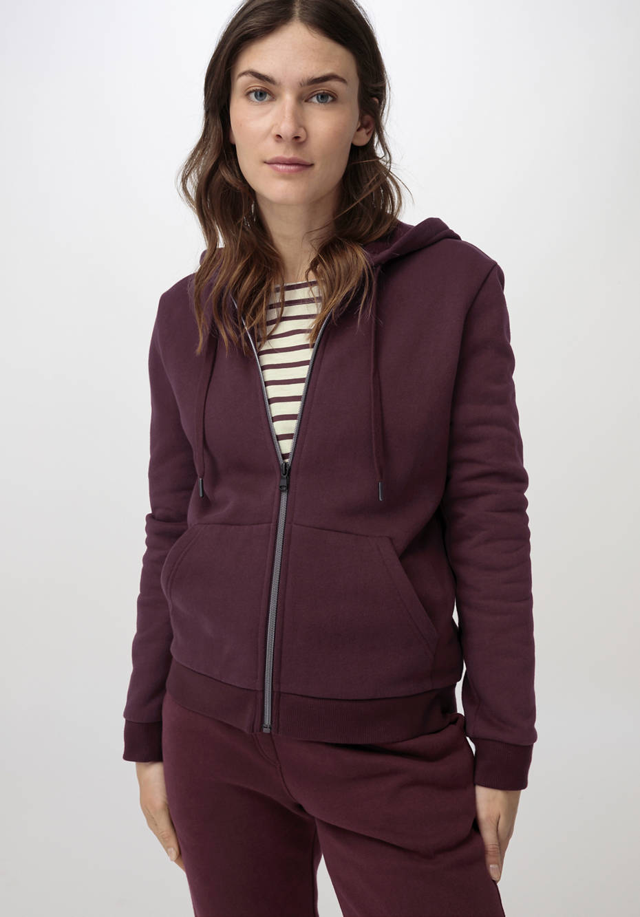 Sweatjacke aus reiner Bio-Baumwolle