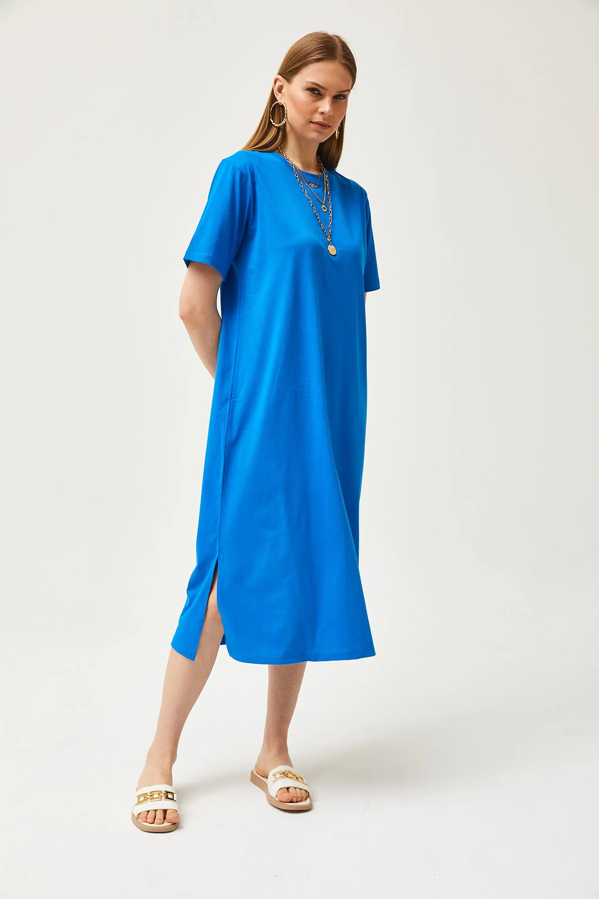 Olalook  Damen-Saks-Blaues Oversize-Baumwollkleid mit Seitenschlitzen ELB-19001880