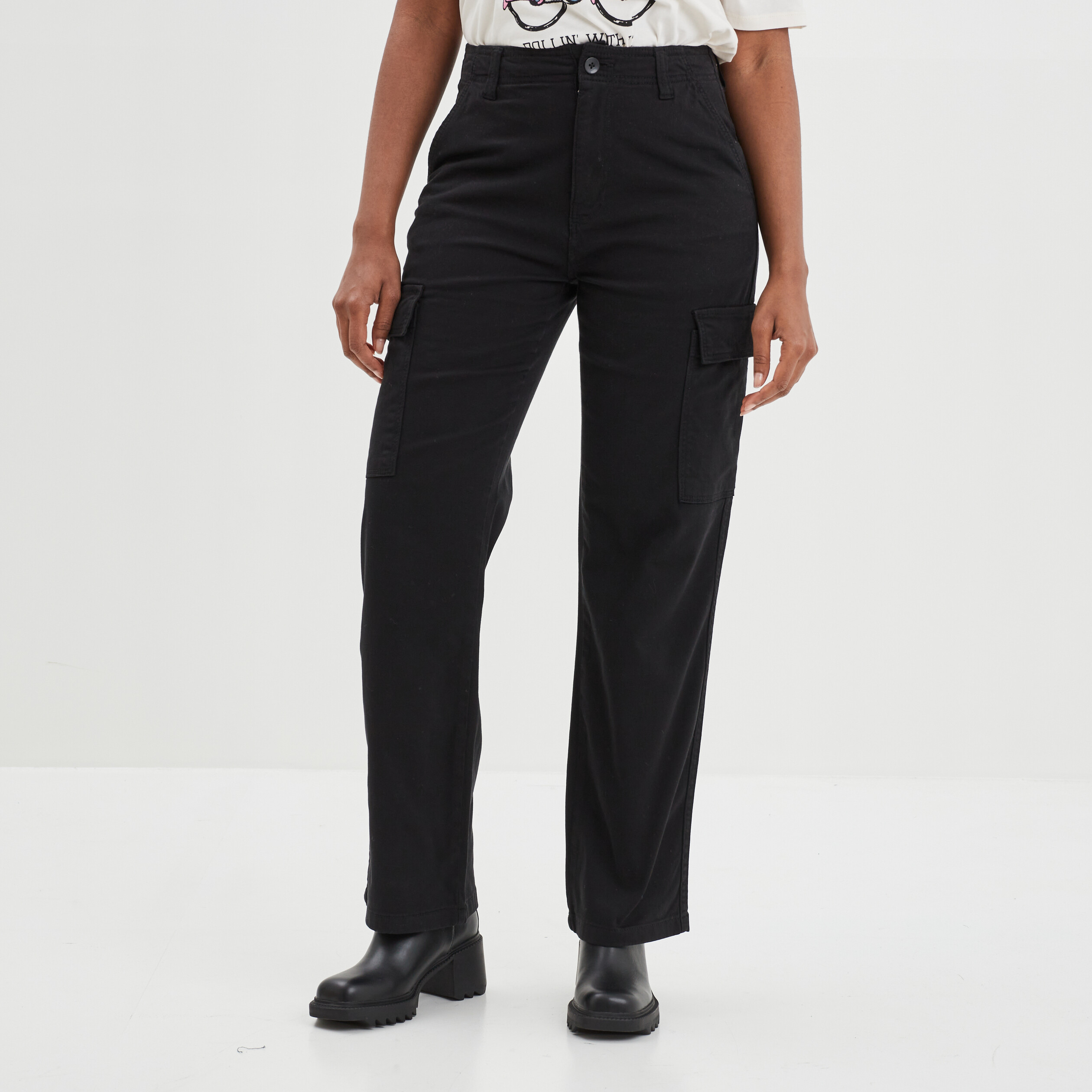 Pantalon cargo droit noir femme | La Halle
