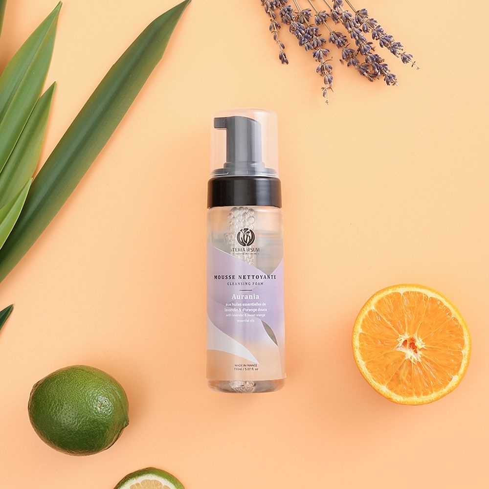 terra ipsum Mousse Nettoyante Légèreté florale Nettoyant visage