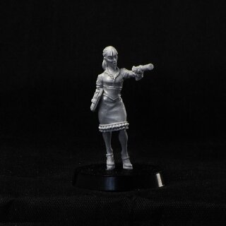 Secretary with Pistol (28 mm)
