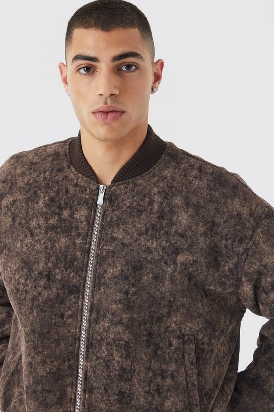 Kastige Bomberjacke mit Acid-Waschung