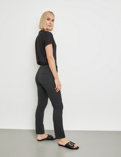 Vielseitige 7/8 Hose Slim Fit