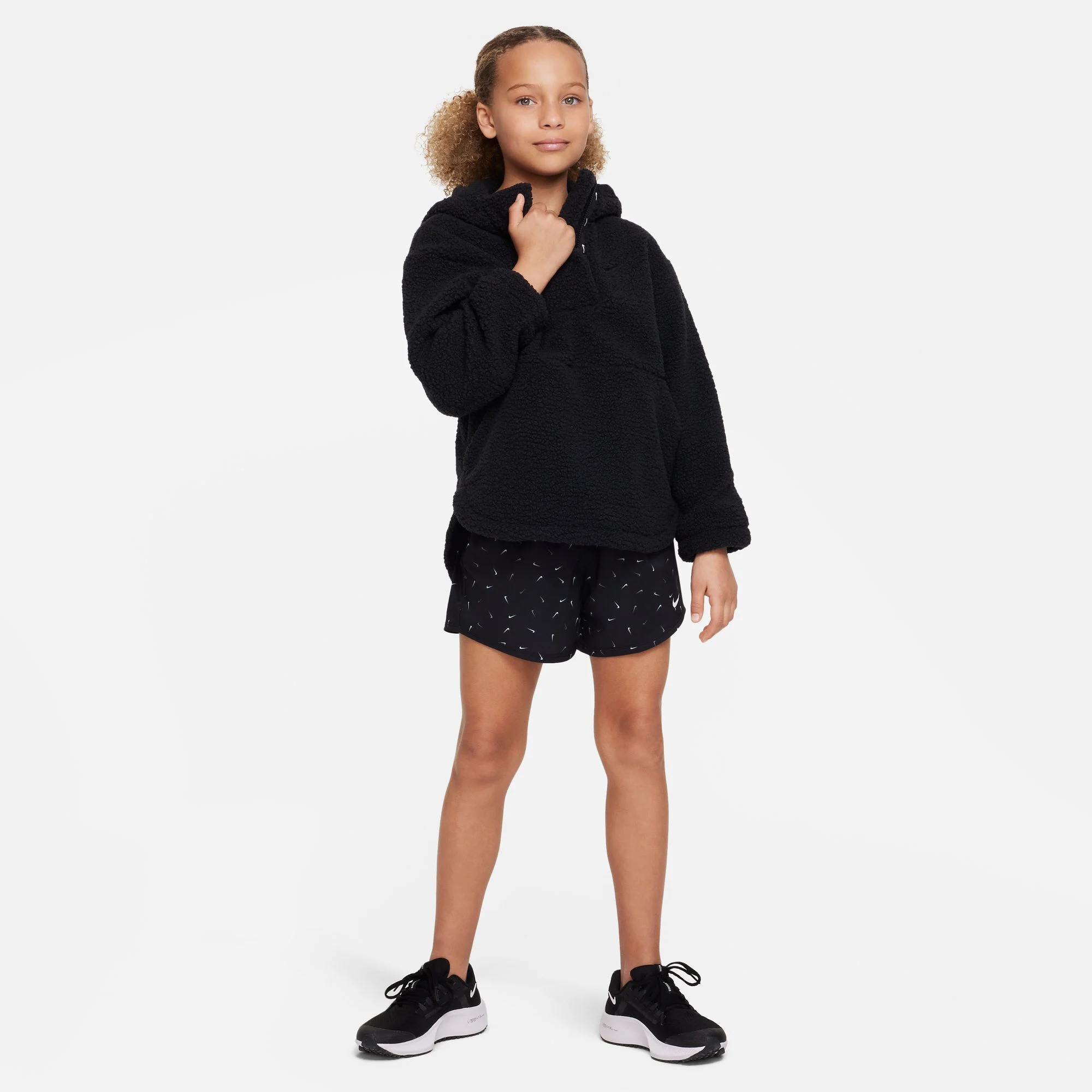 Dri-Fit Big Kids High Waisted Woven Shorts Mädchen - Schwarz