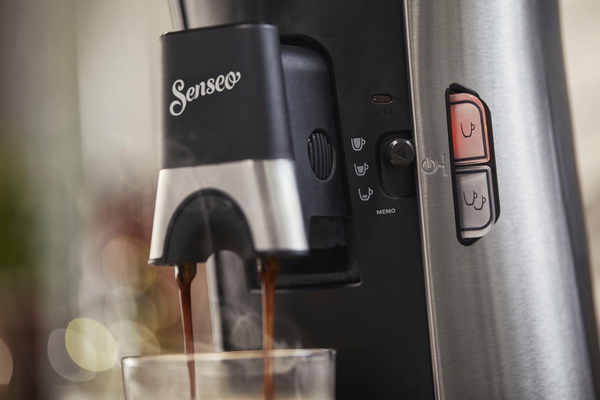 Philips Senseo Kaffeepadmaschine Select CSA250/10, aus 21% recyceltem Plastik, +3 Kaffeespezialitäten, Memo-Funktion, inkl. Gratis-Zugaben im Wert von € 14,- UVP