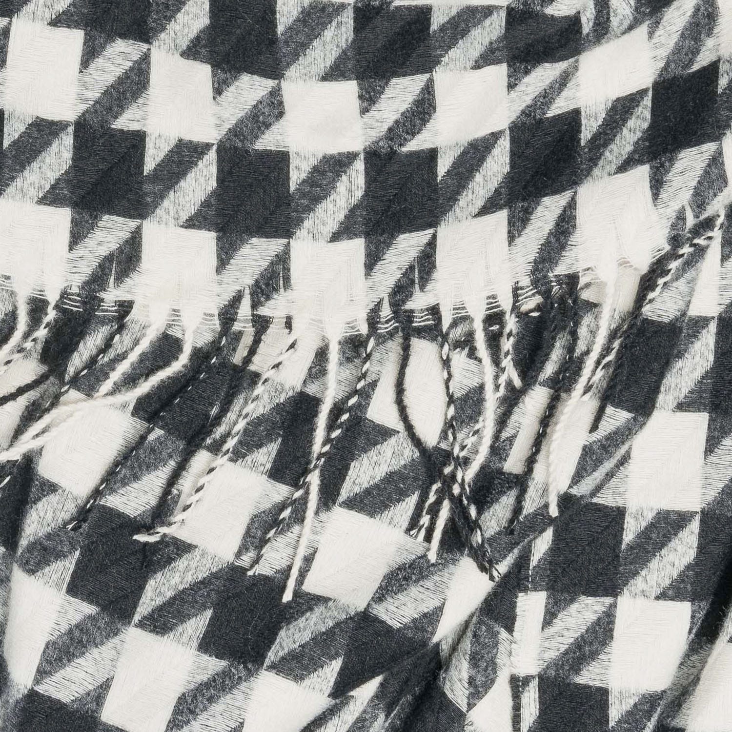 Echarpe noire et blanche