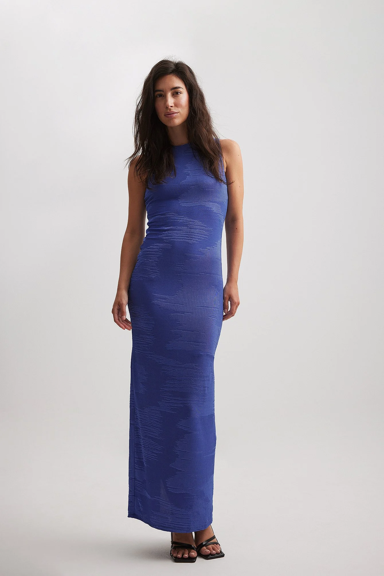 Strukturiertes Maxikleid