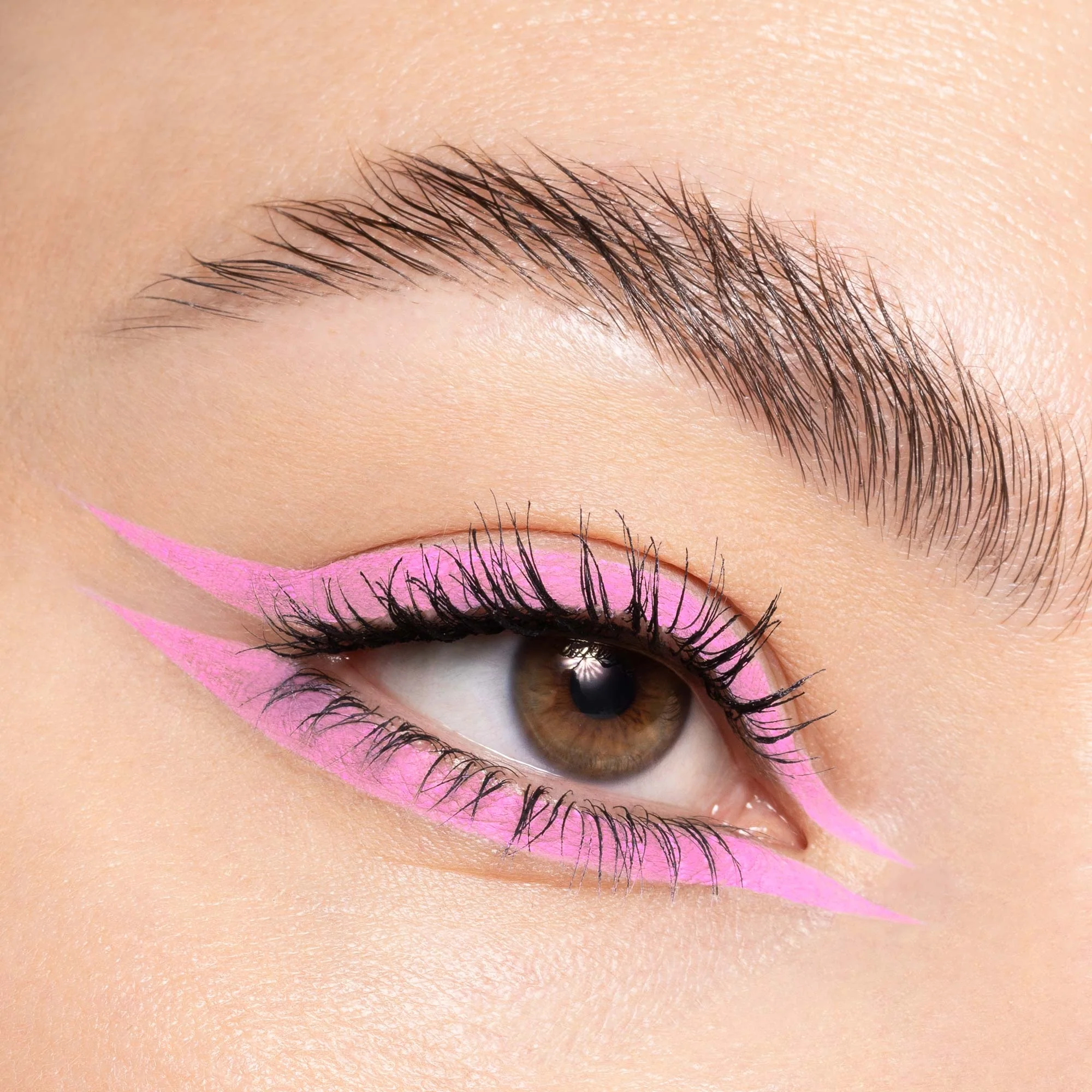 Lápiz de ojos, delineador de ojos y sombra de ojos en crema Cupid's Arrow Longwear Stylo