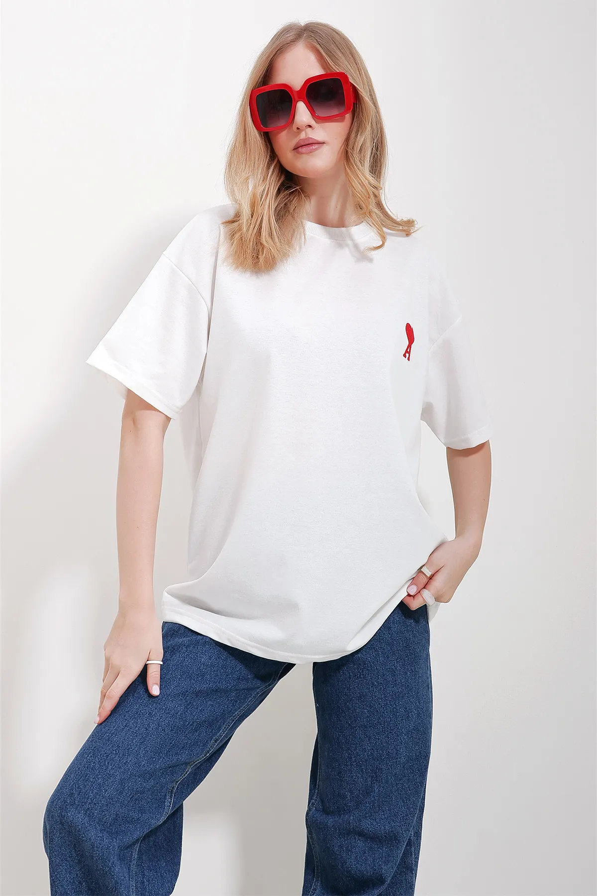 Trend Alaçatı Stili  T-Shirt - Weiß - Oversized