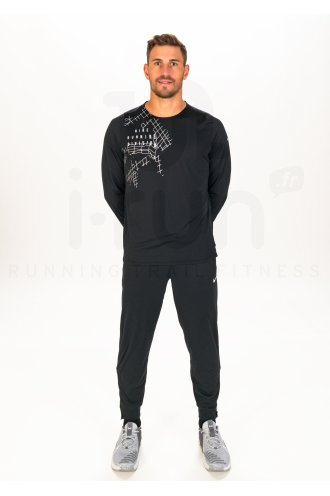 Nike Run Division Rise 365 M