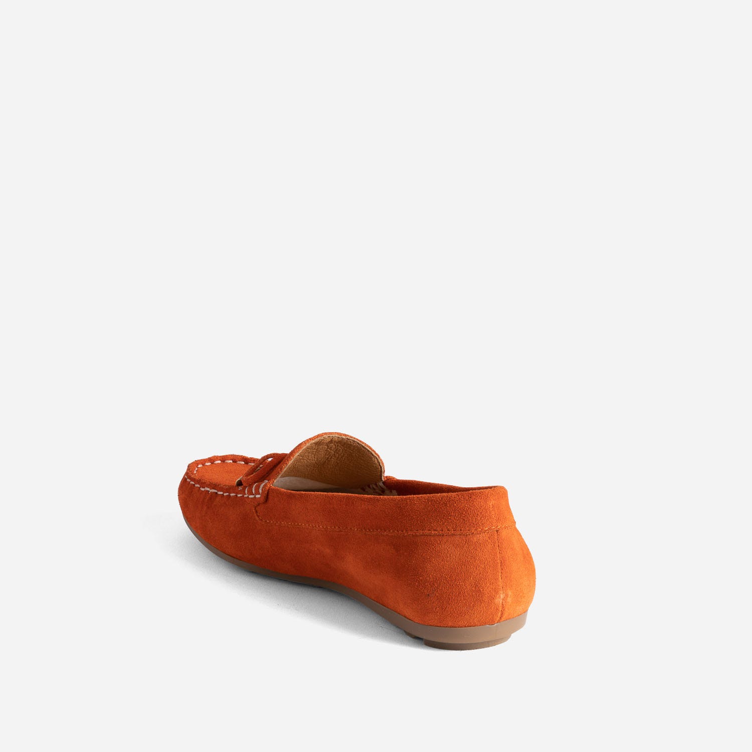 Mocassin rouge orangé en cuir velours