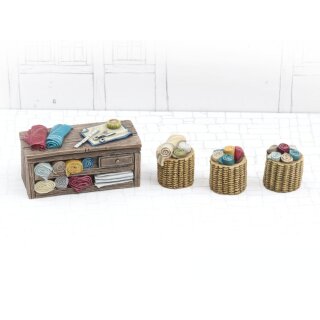 Townsfolk Miniatures - Cloth Merchant Sales Stand (4)