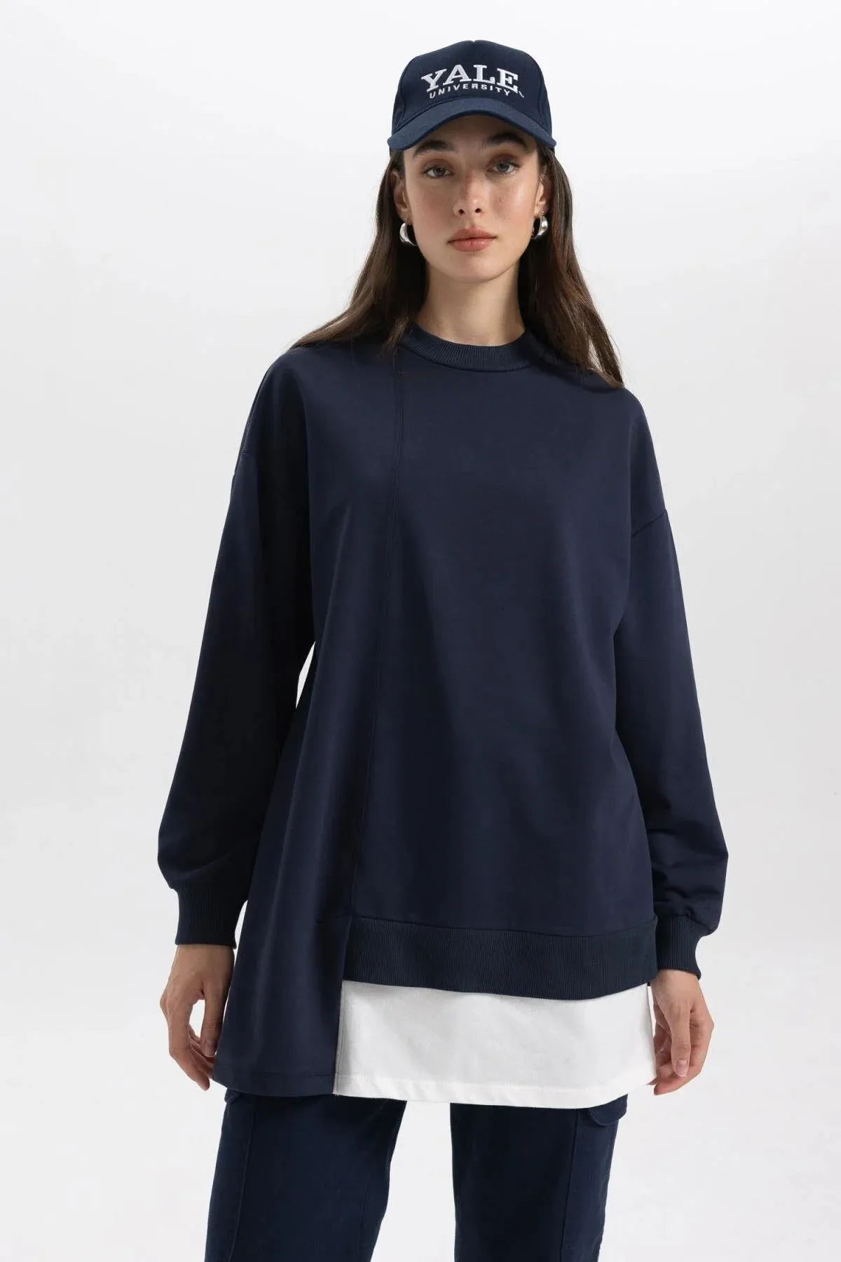 DeFacto  Sweatshirt-Tunika mit normaler Passform und Rundhalsausschnitt