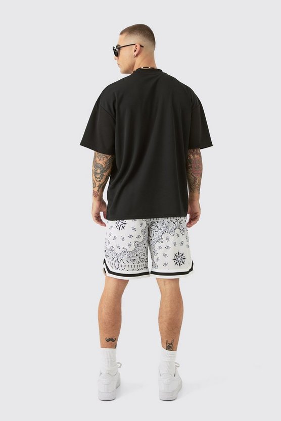 Oversize Mesh-Oberteil mit B-Applikation