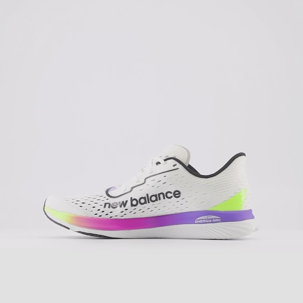 New Balance FuelCell SuperComp Pacer WFCRRCM / weiss