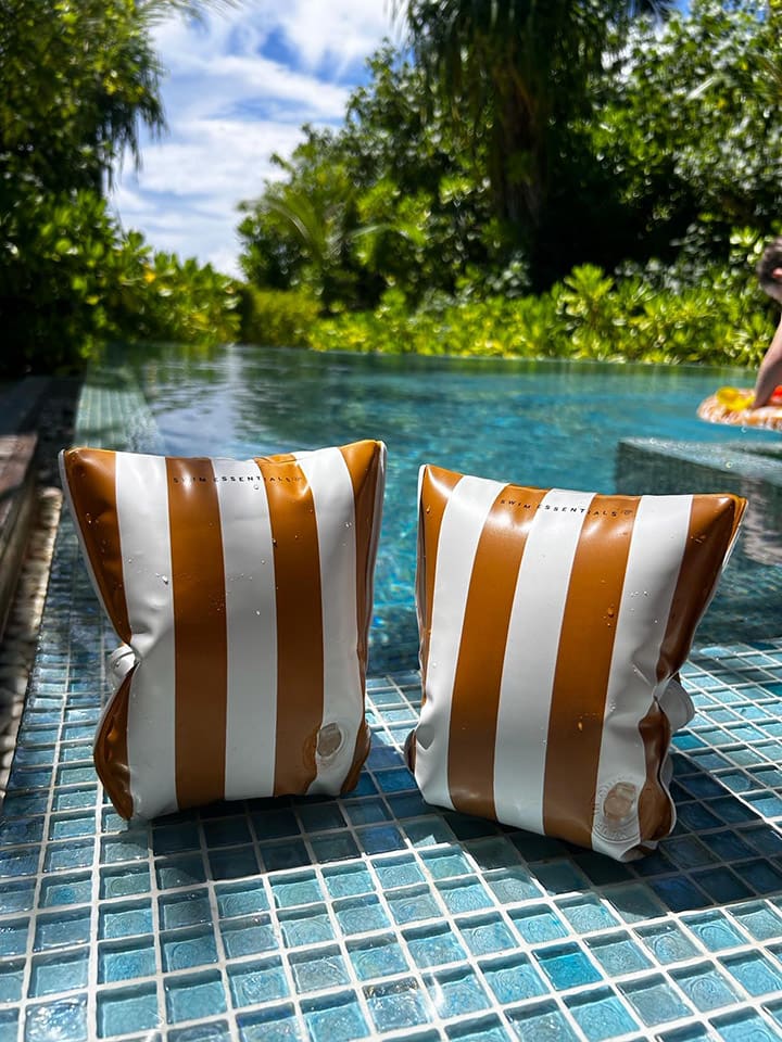 Swim Essentials Schwimmflügel ''Flow'' - ab Geburt günstig kaufen onesize
