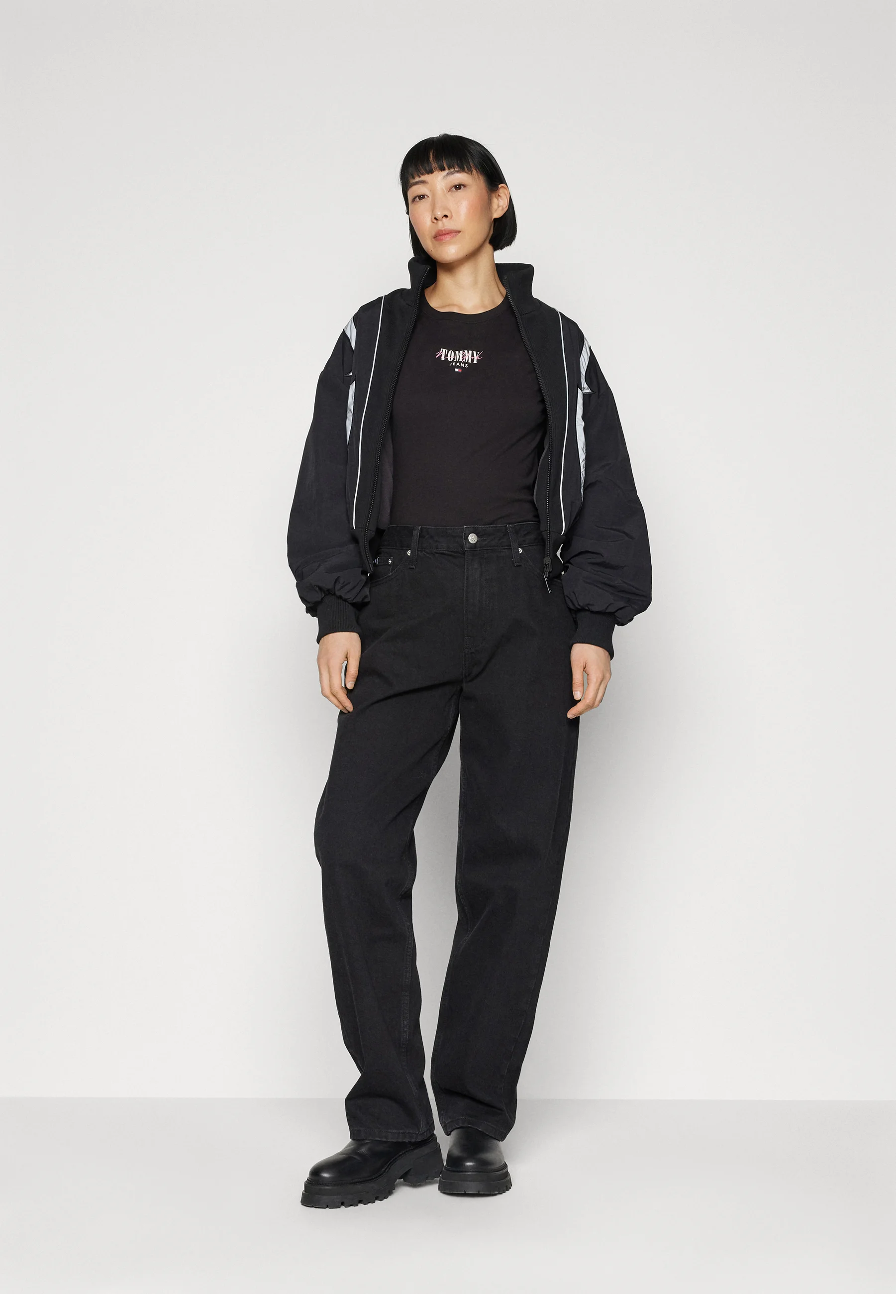 Tommy Jeans ESSENTIAL LOGO - Camiseta con estampado