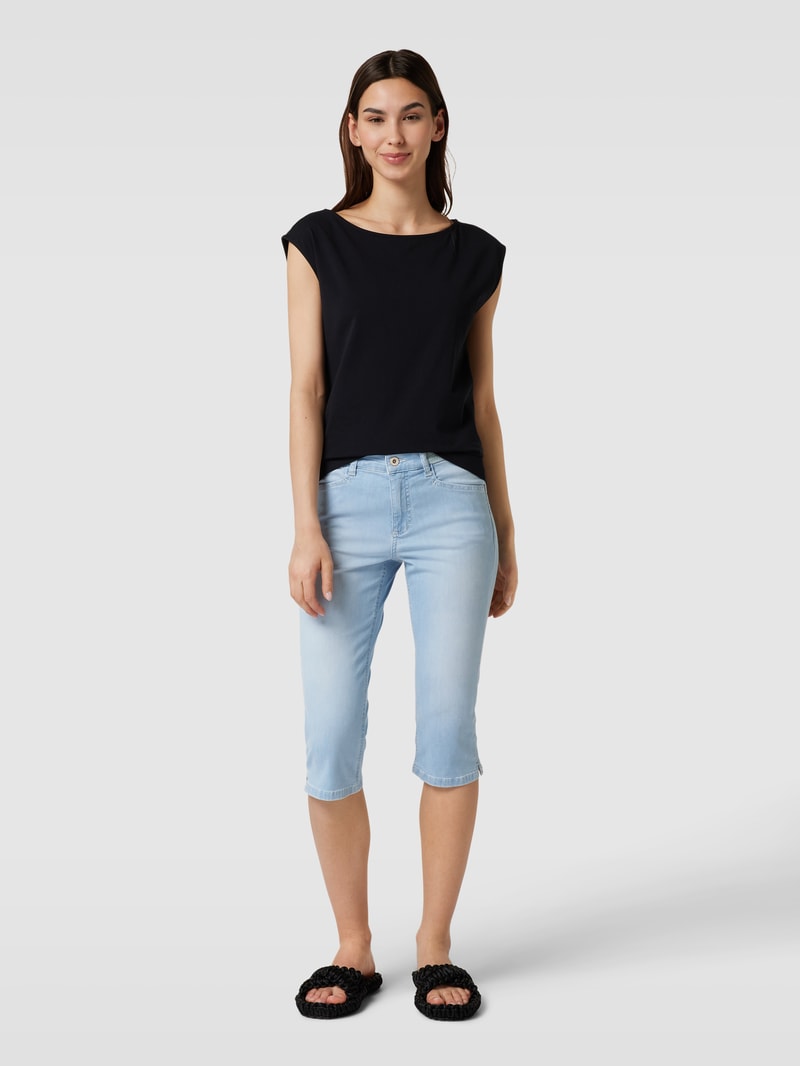 Caprijeans mit Eingrifftaschen in bleu