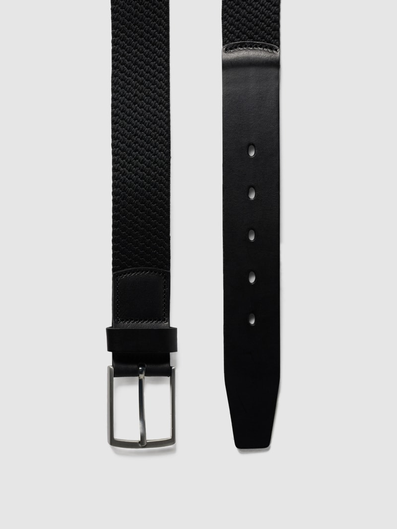 Gürtel aus Leder und Textil in schwarz