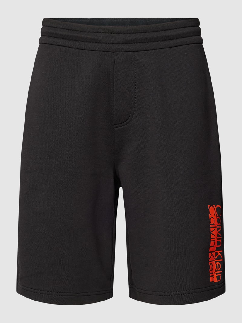 Sweatshorts mit Label-Print in schwarz