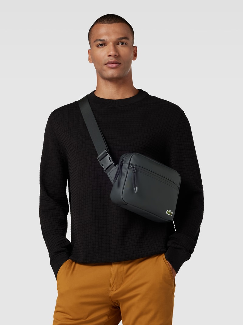 Bauchtasche mit Logo-Patch in schwarz