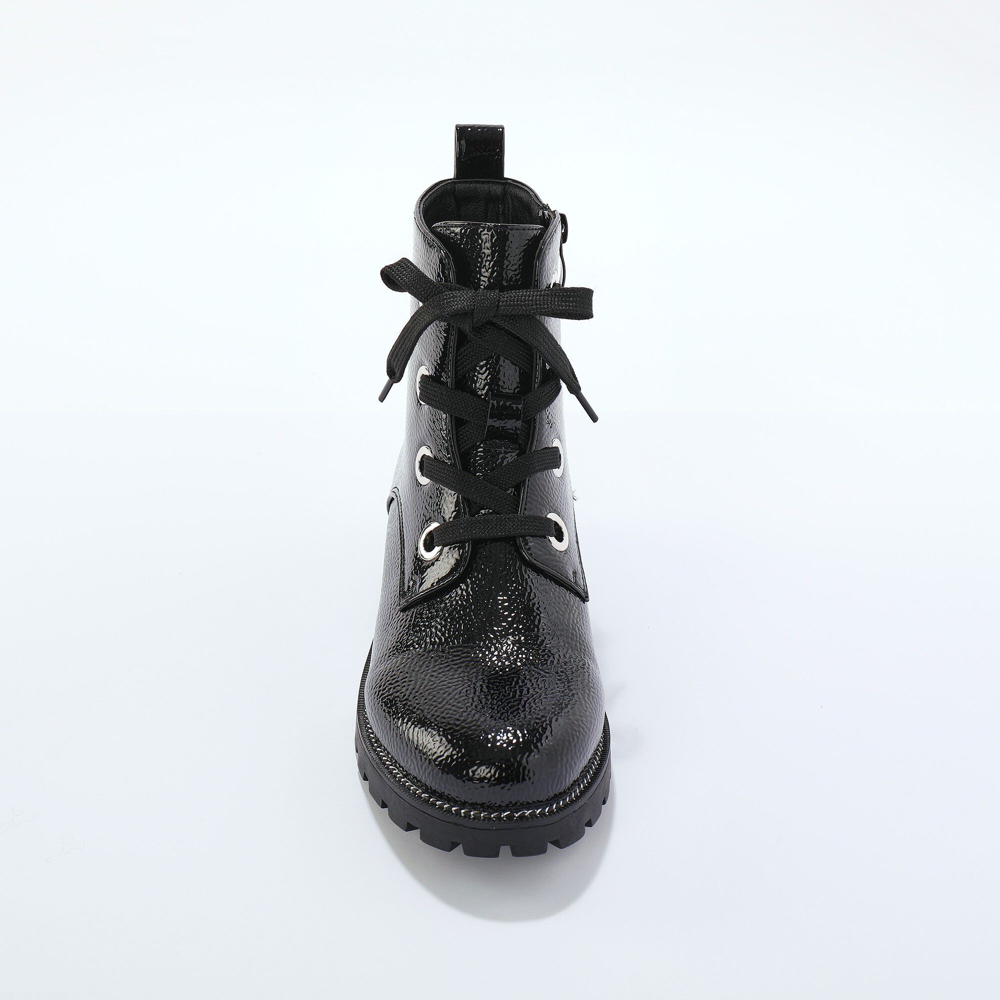 Boots vernies fantaisie, semelle crantée