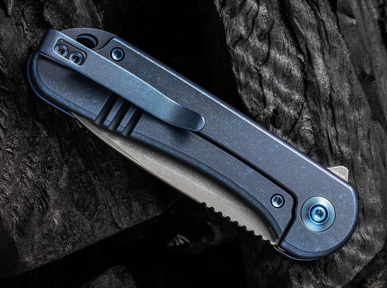 Elementum Titanium Blue