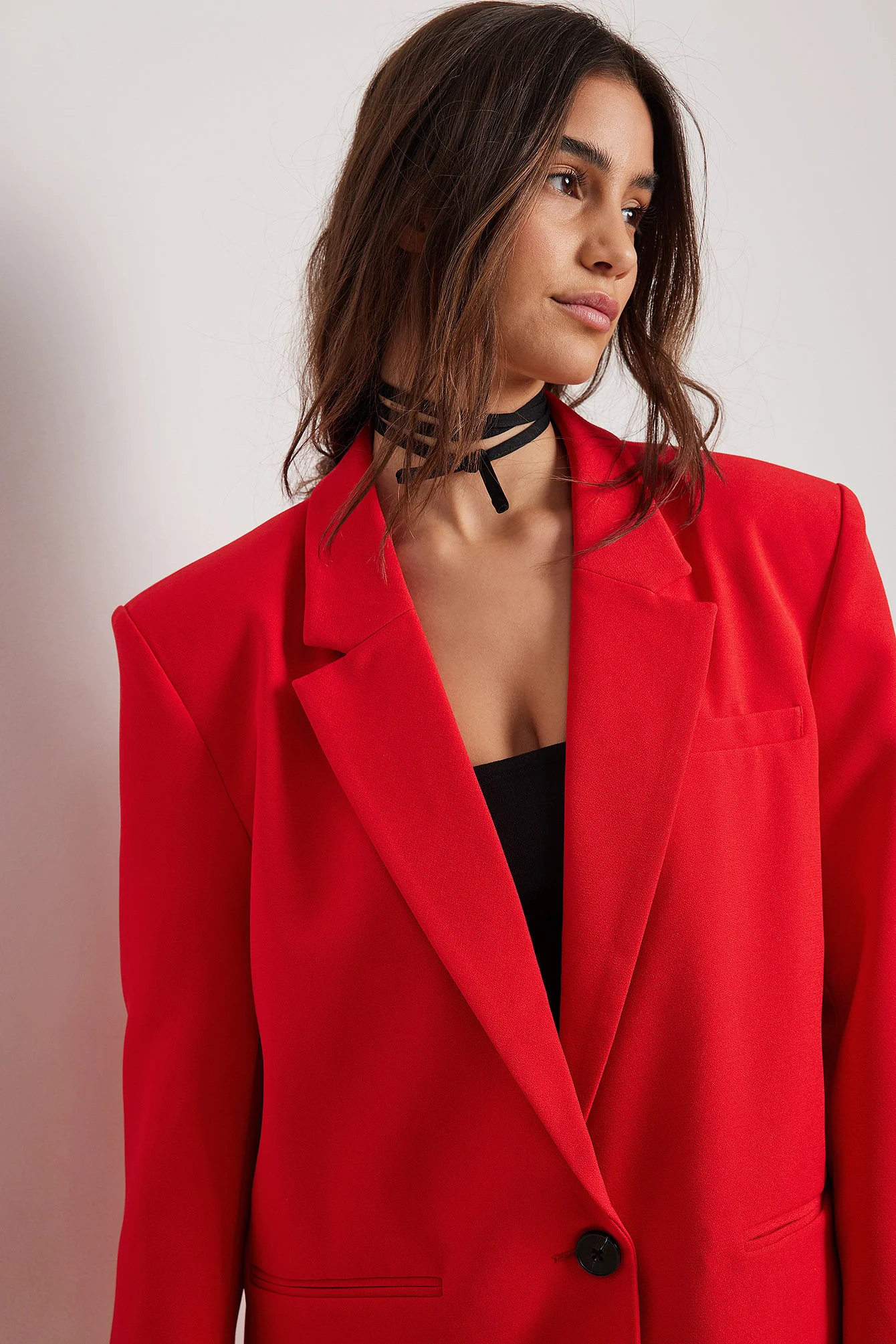 Eleganter Oversize-Blazer aus recyceltem Material