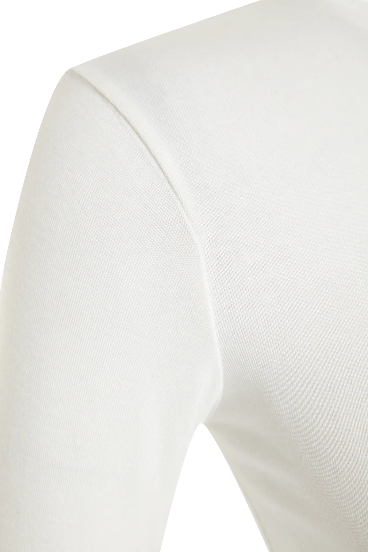 Trendyol Collection  Ecrufarbene Premium-Viskose-Strickbluse mit Rundhalsausschnitt und dehnbarem Schnitt TWOAW24BZ00116