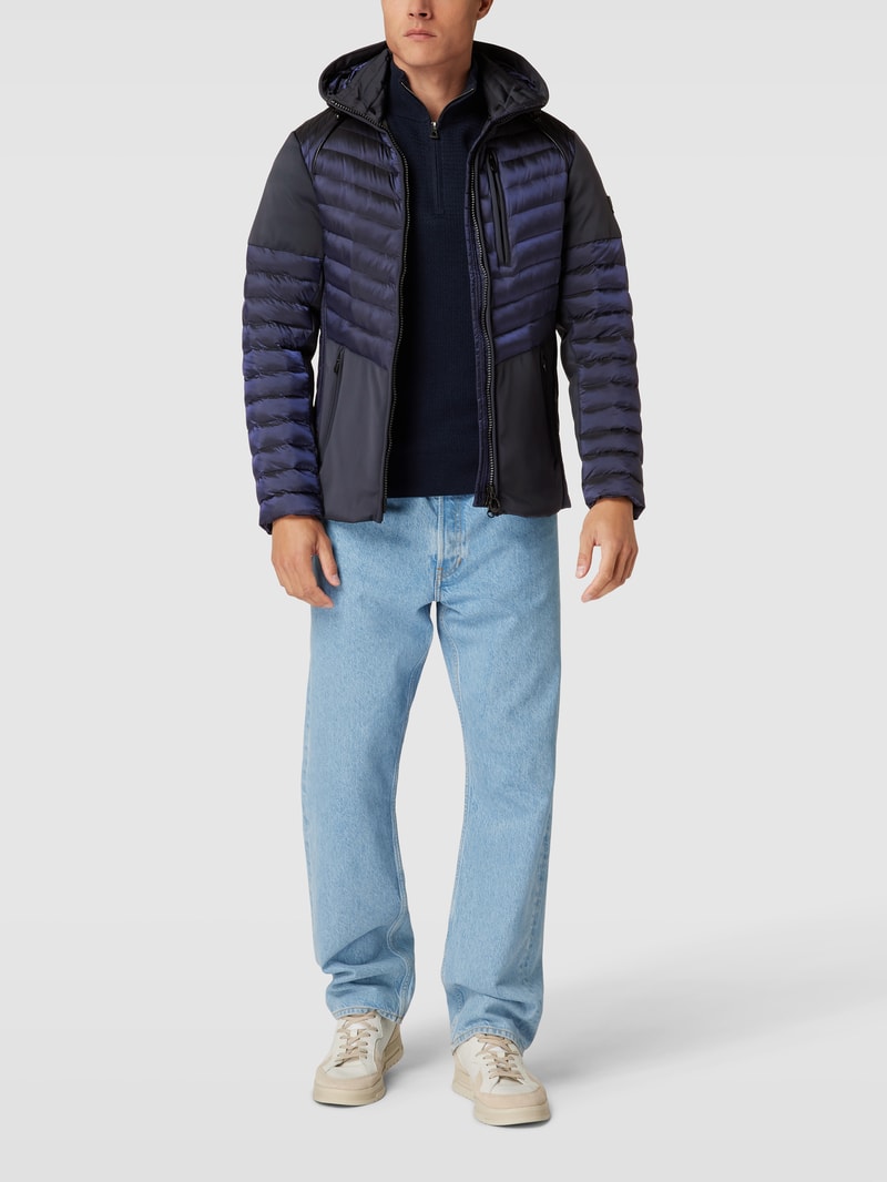 Steppjacke mit herausnehmbarer Kapuze Modell 'REVOX' in marineblau