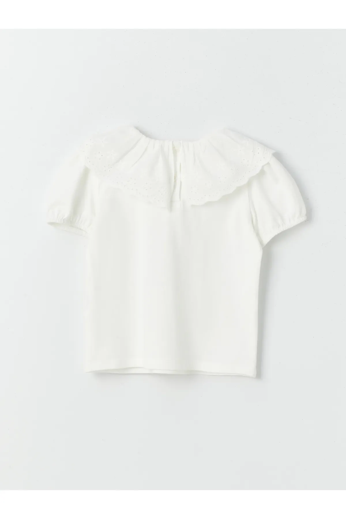 LC Waikiki  Kurzärmliges Baby-Mädchen-T-Shirt mit Rundhalsausschnitt und Stickerei