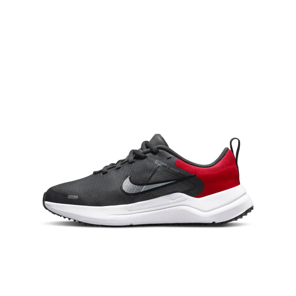 Nike Downshifter 12 DM4194-001 / grau