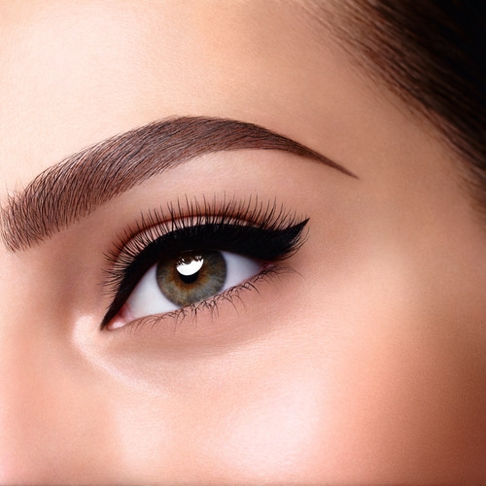 Nocibé OPTION FLASH REGARD Option au cours d'une mise en beauté des sourcils/ ou d'un soin visage