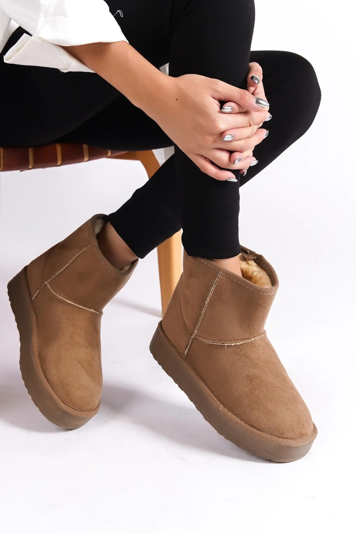 Capone Outfitters  Stiefelette - Braun - Blockabsatz