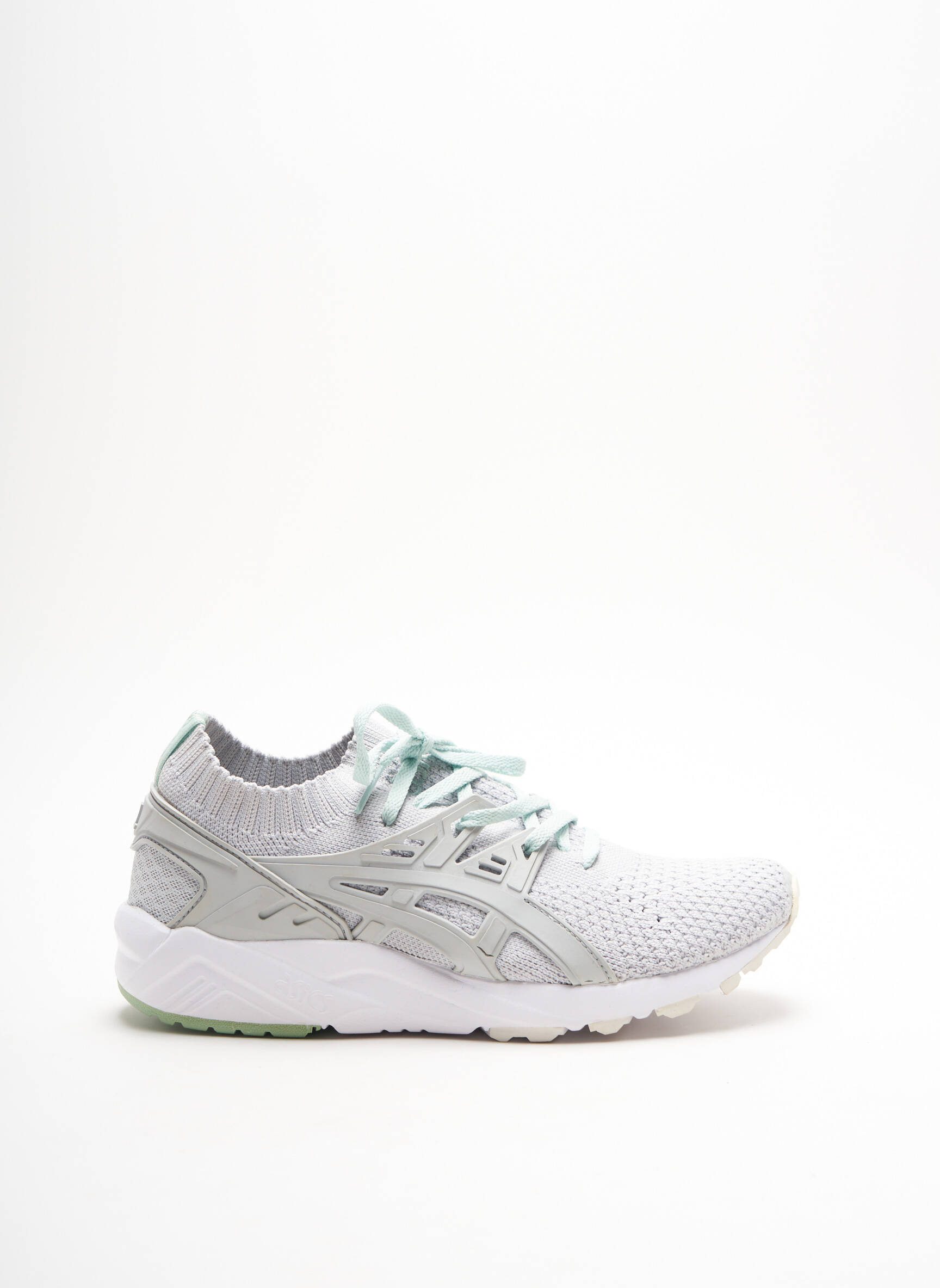 Asics Baskets Femme couleur gris