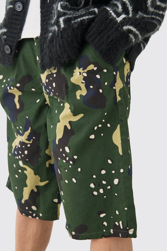 Camouflage Jorts mit Komfort-Bund und Gürtel