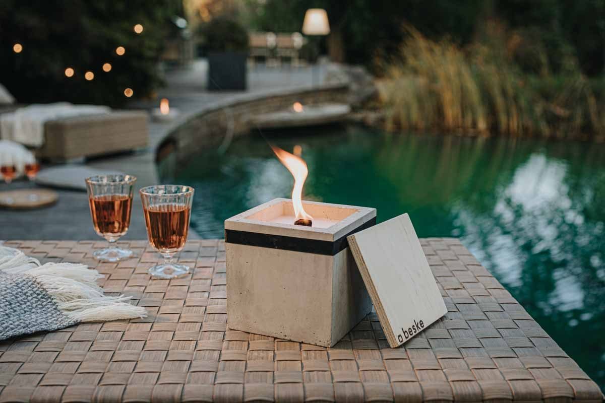 beske Gartenfackel Betonfeuer® - Kea mit Dauerdocht Kerzenfresser Tischfeuer (13x13x13)